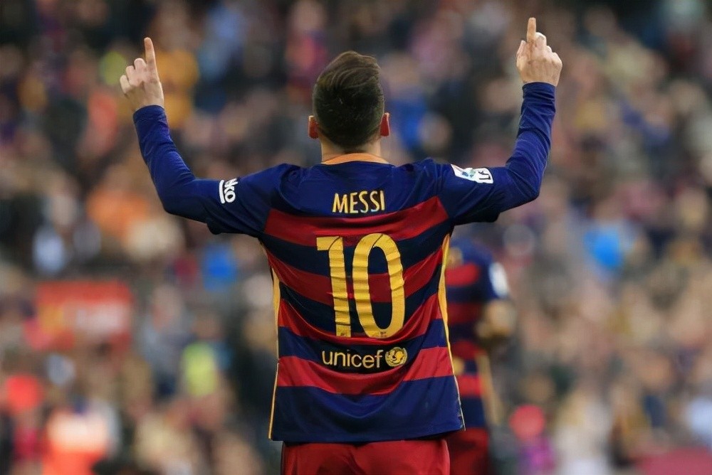 包含全明星赛清晨再迎强敌；摩纳哥豪取连胜；主帅态度：管理层满意；球队文化再被提及的词条