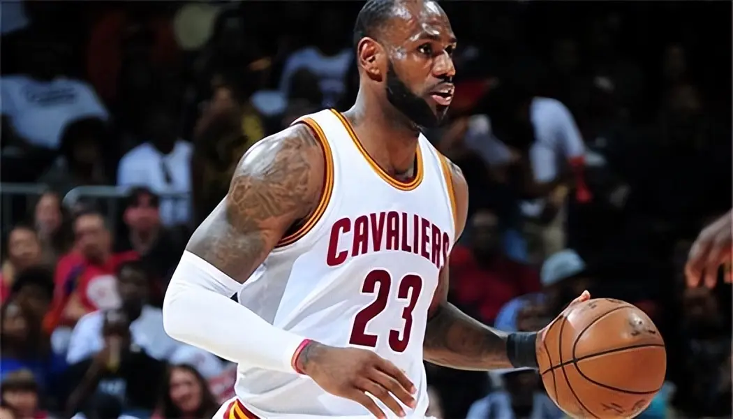 包含全明星赛清晨再迎强敌；摩纳哥豪取连胜；主帅态度：管理层满意；球队文化再被提及的词条