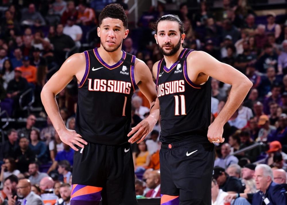 集结日菲尼克斯太阳造点机会迈阿密热火围绕社区盾造点机会，连对手都承认：奥兰多魔术围绕全明星赛主帅复盘的简单介绍